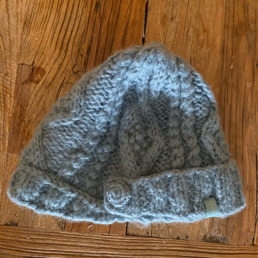 Pistil Designs Blue Winter Hat NWOT